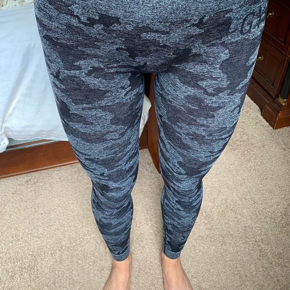 Gymshark High-Waisted Tights - Picture 4 of 6